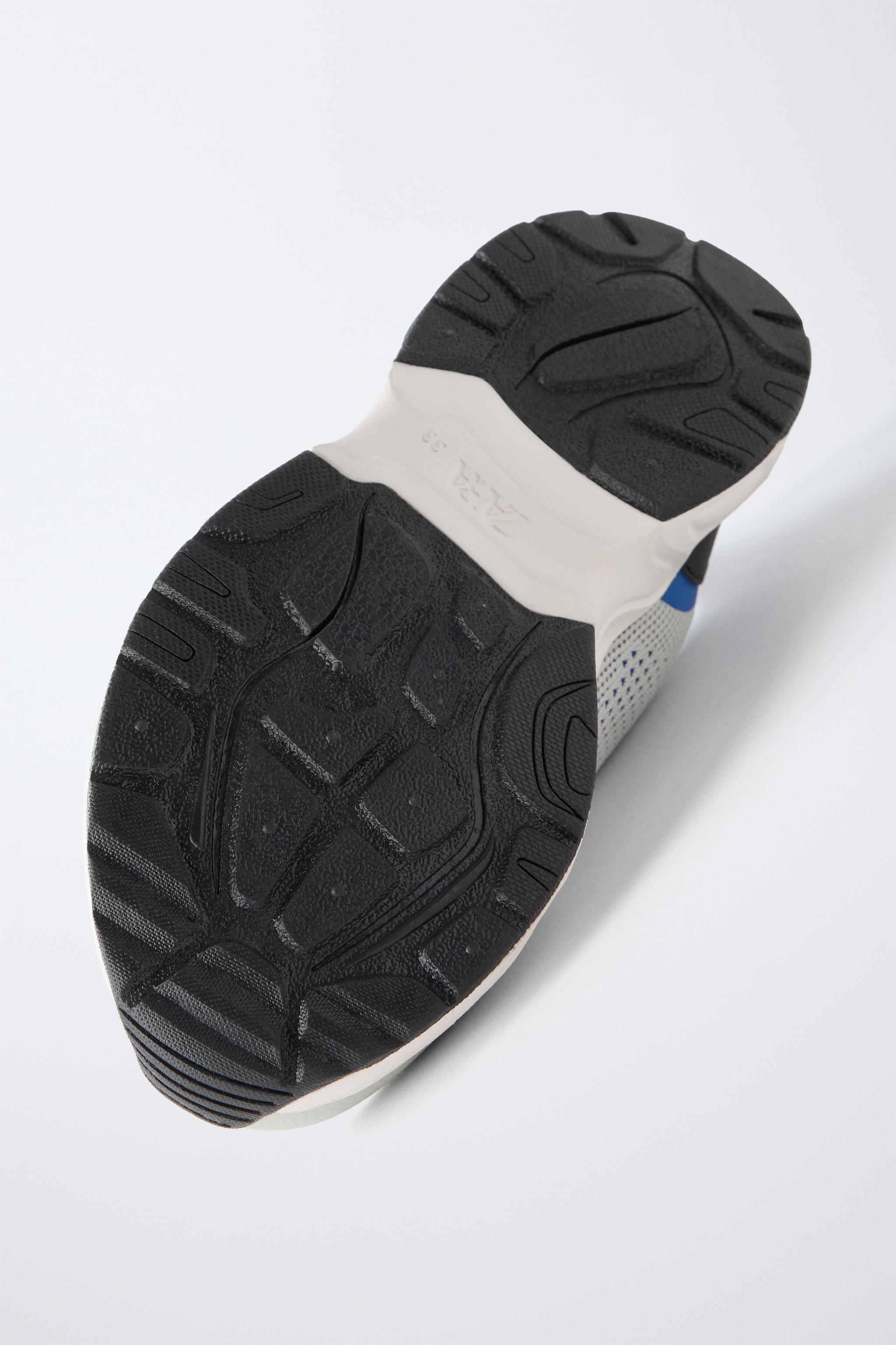 PLAYSTATION ™ SNEAKERS